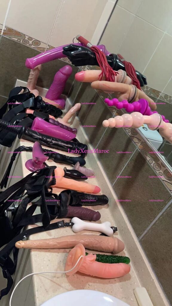 Lesbian Mistress&Nuru foot fetish