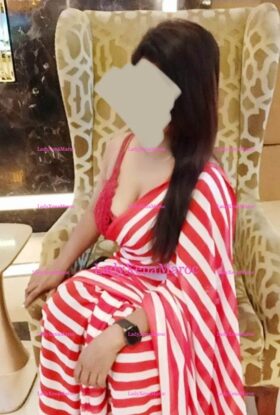 Hot & Sexy Indian Milf