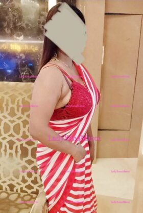 Hot & Sexy Indian Milf
