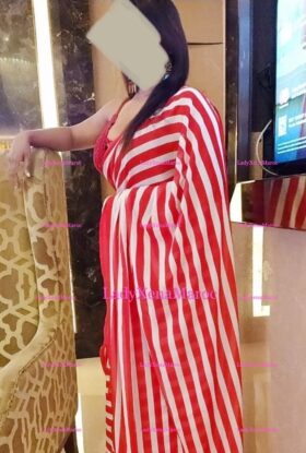 Hot & Sexy Indian Milf