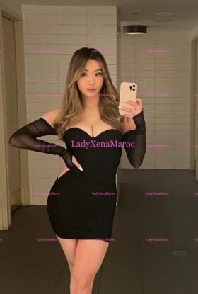 Hot classy Kimmy